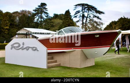 1966 Riva Aquarama Super exposé au Palais de Blenheim Banque D'Images