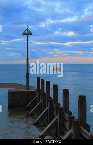 Estuaire de la rivière Ax près de la ville de Seaton, Devon Banque D'Images