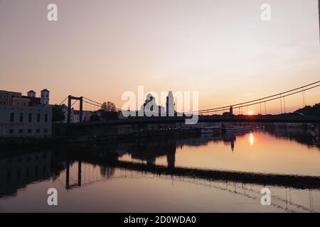 Vue panoramique de Passau sur le Danube au coucher du soleil, heure d'or, Allemagne Banque D'Images