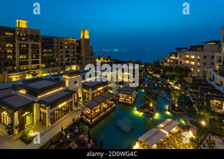 Jumeirah Al Naseem au crépuscule, Dubaï, Émirats arabes Unis Banque D'Images