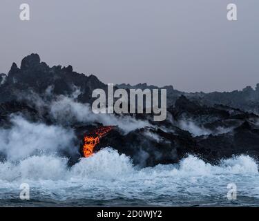 2018 éruption de Puna inférieure de Puu Oo et Kilauea sur la Grande île d'Hawaï. Banque D'Images