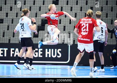 Aalborg, Danemark. 03ème octobre 2020. Magnus Saugstrup (14) de Aalborg Handball vu dans le match de la Ligue danoise de Handball entre Aalborg Handball et Skanderborg Handball à Jutlander Bank Arena à Aalborg. (Crédit photo : Gonzales photo/Alamy Live News Banque D'Images
