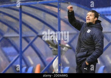 Birkenhead, Royaume-Uni. 03ème octobre 2020. Mike Jackson, responsable de Tranmere Rovers, crie les instructions. EFL Skybet football League Two Match, Tranmere Rovers v Scunthorpe Utd au Prenton Park, Birkenhead, Wirral, le samedi 3 octobre 2020. Cette image ne peut être utilisée qu'à des fins éditoriales. Utilisation éditoriale uniquement, licence requise pour une utilisation commerciale. Aucune utilisation dans les Paris, les jeux ou les publications d'un seul club/ligue/joueur.pic par Chris Stading/Andrew Orchard sports Photography/Alamy Live News crédit: Andrew Orchard sports Photography/Alamy Live News Banque D'Images