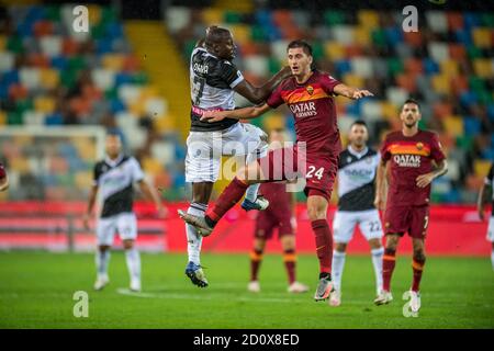 udine, Italie, 03 octobre 2020, Stefano Okaka (Udinese Calcio) et Marash Kumbulla (COMME Roma) pendant Udinese vs Roma, football italien série A match - Credit: LM/Alessio Marini/Alay Live News Banque D'Images