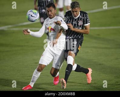 Cantillo de Corinthiens et Raul de RB Bragantino pendant le match entre Red Bull Bragantino et Corinthiens. Fernando Roberto/SPP crédit: SPP Sport presse photo. /Alamy Live News Banque D'Images