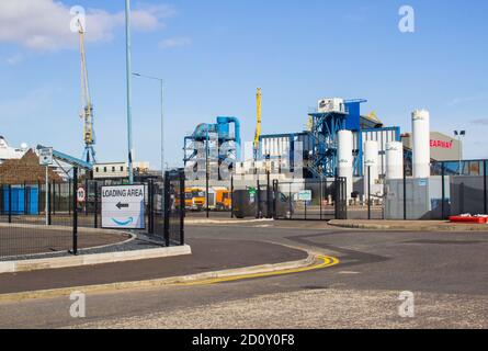 27 septembre 2020 UN dépôt de gaz moderne dans le quartier Titanic de Belfast, dans le nord de l'Irelandof Air Products. Il s'agit d'une base irlandaise de l'air mondial Banque D'Images