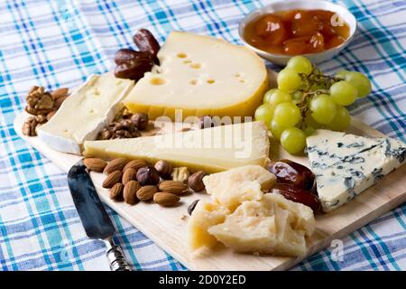 Assiette de fromages Banque D'Images