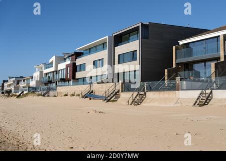 Des propriétés haut de gamme en bord de mer dans Sandbanks Poole Dorset Banque D'Images