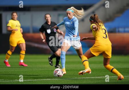 Chloe Kelly, de Manchester City, tente un tir sur le but lors du match de la Super League pour femmes Barclays FA au stade Academy de Manchester. Banque D'Images