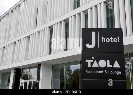 TURIN, ITALIE - 04 octobre 2020: Vue générale montre J Hotel avant la série UN match de football prévu entre Juventus FC et SSC Napoli. La SSC Napoli ne se présentera pas car elle avait été empêchée de se rendre à Turin par les autorités sanitaires locales (ASL) en raison de la possibilité d'une épidémie de coronavirus COVID-19 dans l'équipe. De plus, l'équipe du Juventus FC est isolée après que deux membres du personnel ont été testés positifs pour le coronavirus COVID-19. Toutefois, le Juventus FC se présentera à l'Allianz Stadium aussi normalement que les fonctionnaires de Serie A n'ont pas ordonné le report du match. En toute vraisemblance Juventus FC Banque D'Images