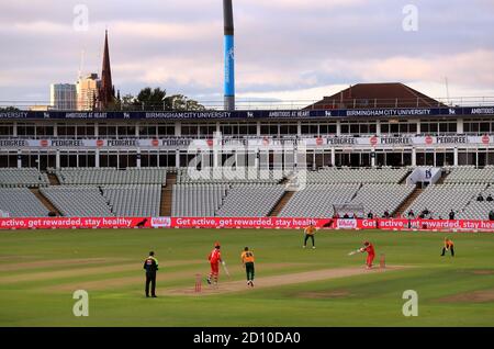 Vue générale en tant que battes Steven Croft de Lancashire Lightning devant des stands vides lors du match semi final Vitality Blast T20 à Edgbaston, Birmingham. Banque D'Images