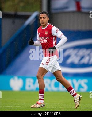 Kingston, Royaume-Uni. 04e octobre 2020. Miguel Azeez d'Arsenal pendant le match de la Premier League 2 a joué derrière des portes fermées entre Chelsea U23 et Arsenal U23 au stade Kingsmeadow, à Kingston, en Angleterre. Joué sans partisans en mesure d'assister à la réunion en raison des règles gouvernementales actuelles pendant la pandémie COVID-19, le 4 octobre 2020. Photo d'Andy Rowland. Crédit : Prime Media Images/Alamy Live News Banque D'Images