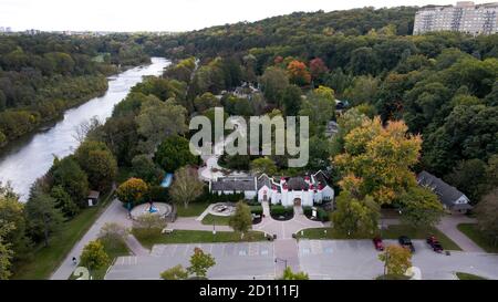1er octobre 2020, Springbank Park à London Ontario Canada. Vue aérienne de Storybook GardensLuke Durda/Alamy Banque D'Images
