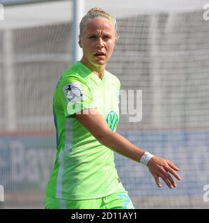 Leverkusen, Allemagne, 04.10.2020, femmes Bundesliga, match 4, Bayer 04 Leverkusen - VfL Wolfsburg, Pia-Sophie Wolter (Wolfsburg) (Foto: Juergen S Banque D'Images