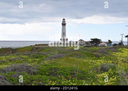 Pigeon point Lighthouse, construit en 1871 et maintenant un parc de l'État de Californie. Banque D'Images