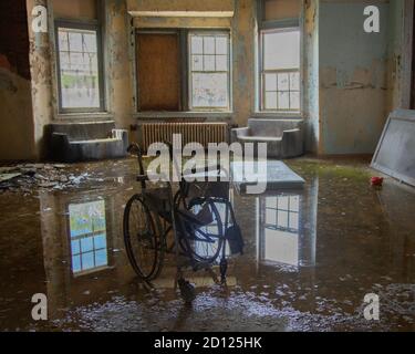 The Haunted Pennhurst School, également connue sous le nom de Pennhurst Asylum, en raison de ses conditions déplorables, de manque de personnel et de surpeuplement Banque D'Images