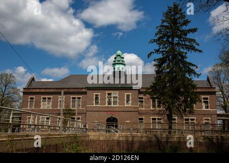 The Haunted Pennhurst School, également connue sous le nom de Pennhurst Asylum, en raison de ses conditions déplorables, de manque de personnel et de surpeuplement Banque D'Images