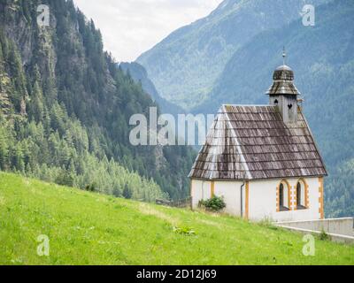 Chapelle dans le hameau de Burgstein, Längenfeld, Tyrol, Autriche Banque D'Images