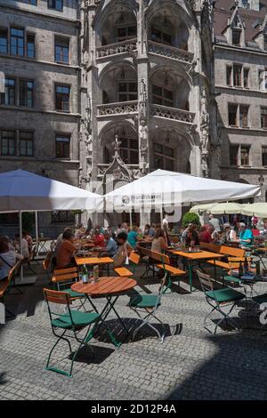 Géographie / Voyage, Allemagne, Bavière, Munich, restaurant Ratskeller dans la cour intérieure formelle de , droits-supplémentaires-dégagement-Info-non-disponible Banque D'Images