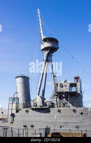 27 septembre 2020 le HMS Caroline, un croiseur léger de classe C désaffecté de la Marine royale, maintenant un navire du Musée national et amarré en permanence à l'Alex Banque D'Images