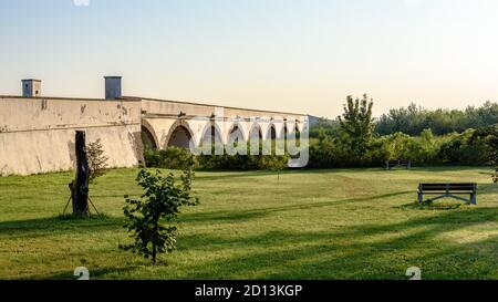 Le pont à neuf trous à Hortobagy, Hongrie Banque D'Images