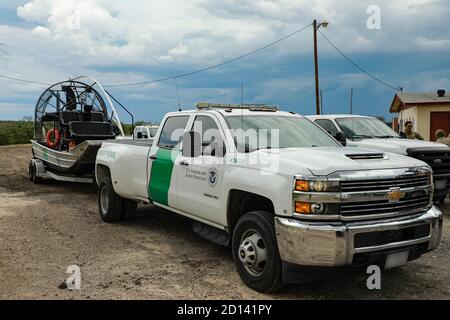 Le 14 septembre 2020, alors que l’ouragan Sally approchait de la côte américaine du Golfe, le secteur de la patrouille frontalière de Laredo a mobilisé des moyens pour appuyer les opérations d’urgence et fournir de l’aide dans les zones touchées le long de la frontière sud. Banque D'Images