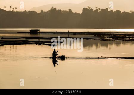 Images des lacs de la ville de San Pablo, Laguna Banque D'Images