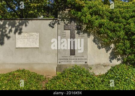 Tombe, Christoph Wilhelm Hufeland, Dorotheenstaedtischer Chausseestrasse, cimetière, milieu, Berlin, Allemagne, Grab, Dorotheenstaedtischer Friedhof, MIT Banque D'Images