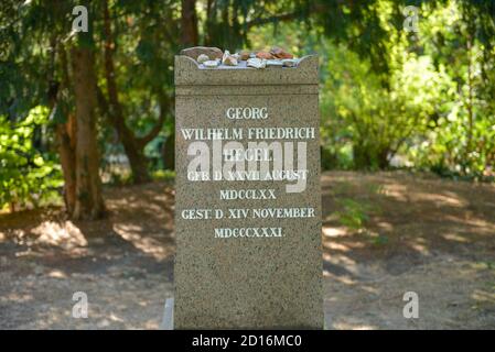 Tombe, Georg Wilhelm Friedrich Hegel, Dorotheenstaedtischer Chausseestrasse, cimetière, milieu, Berlin, Allemagne, Grab, Dorotheenstaedtischer Friedhof, Banque D'Images