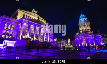 Fête des Lumières, d'une salle de concert, Cathédrale française, la gendarmerie, au marché, Berlin, Allemagne, Konzerthaus, Franzoesischer Dom, Gendarmenmarkt, Mitte Banque D'Images