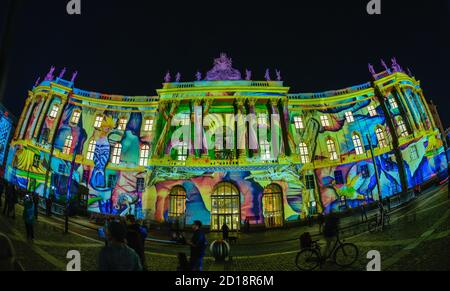 Fête des Lumières, ancienne bibliothèque - faculté juridique, place Bebel, milieu, Berlin, Allemagne, Alte Bibliothek - Juristische Fakultaet, Bebelplatz, Mitte, Banque D'Images