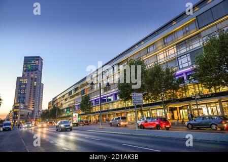 Maison de bikini, rue de Budapest, Charlottenburg, Berlin, Allemagne, Bikinihaus, Budapester Strasse, Deutschland Banque D'Images