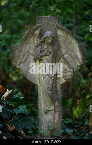 cimetière du parc abbney dans le cimetière du nord de londres, tombe Banque D'Images