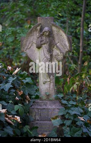 cimetière du parc abbney dans le cimetière du nord de londres, tombe Banque D'Images