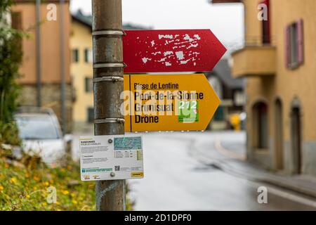 Suonen randonnée dans le Valais suisse, Savavièse, Suisse Banque D'Images