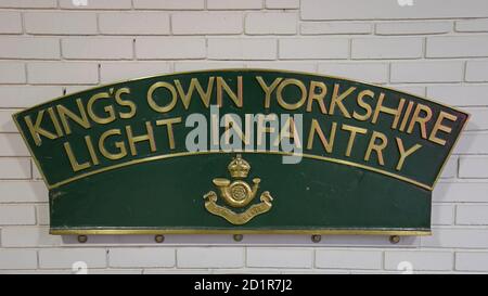 Plaque signalétique de Deltic diesel loco D9002 (55002) The King's Own Yorkshire Light Infantry au National Railway Museum, York, Royaume-Uni Banque D'Images