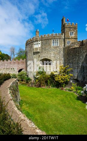 CHÂTEAU WALMER ET JARDINS, KENT. Vue sur le château et les jardins environnants. DP139606 Banque D'Images