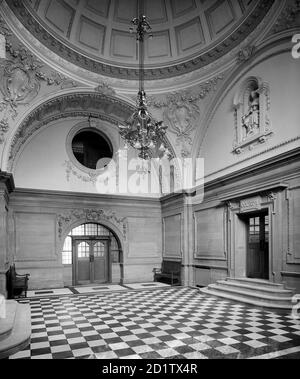 SESSIONS HOUSE, Lancaster Road, Preston, Lancashire. L'intérieur de la salle de réunion de la County sessions House. Le palais de justice a été construit entre 1900 et 1903 selon les conceptions de Henry Littler, l'architecte du comté, dans un style baroque édouardien. Le livre de jour Bedford Lemere enregistre Goodall, Lamb et Heighway comme clients. Photographié par H Bedford Lemere en 1904. Banque D'Images