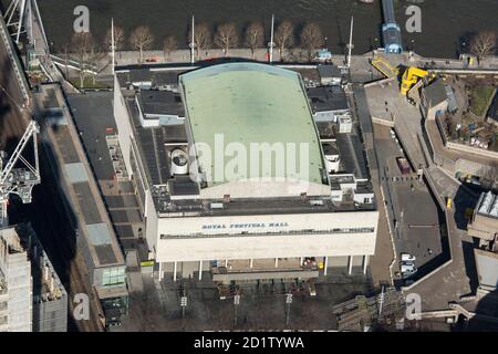 The Royal Festival Hall, South Bank, Londres, 2018, Royaume-Uni. Vue aérienne. Banque D'Images