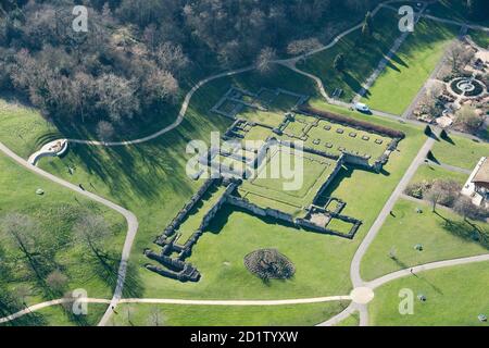 Les ruines de l'abbaye de Lesnes, un monastère Augustinien fondé en 1178, Bexley, Londres, 2018, Royaume-Uni. Vue aérienne. Banque D'Images