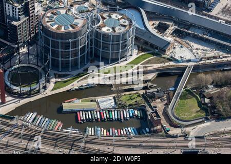 British Waterways Yacht Basin et l'écluse de St Pancras sur le canal Regent's, King's Cross, Londres, 2018, Royaume-Uni. Vue aérienne. Banque D'Images