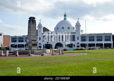 Le complexe de loisirs Spanish City de Whitley Bay, a rouvert et réaménagé après des années de dérversion en 2018 Banque D'Images