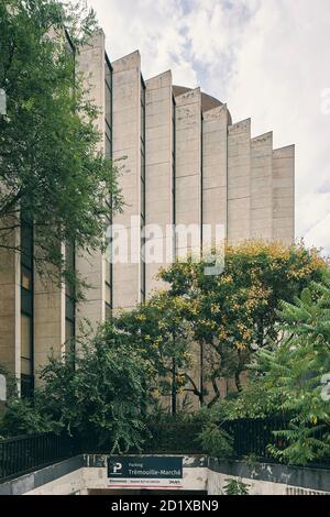 L'Hôtel de région de Bourgogne, à Dijon, abrite le Conseil régional de Bourgogne-Franche-Comté. Terminé en 1981. Banque D'Images