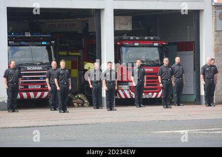Ayr, Ayrshire, Écosse, Royaume-Uni 04 mai 2020, Ayr Fire Station : défilé des pompiers pour la journée nationale de commémoration des pompiers Banque D'Images