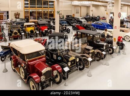 Vue générale sur l'étage du musée de l'automobile du sud, Otaihanga, Île du Nord, Nouvelle-Zélande. Banque D'Images