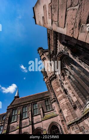 Angle spectaculaire de la cathédrale de Chester en Angleterre Banque D'Images