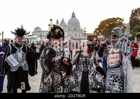 Vue photo dans la ville de Venise pendant les vacances du Carnaval Banque D'Images