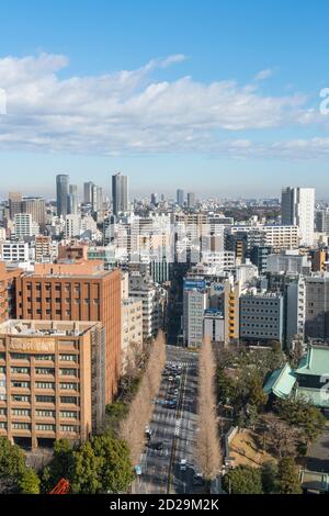 Paysage urbain d'Ochanomizu vers le Hongo à Chiyoda Tokyo. Banque D'Images