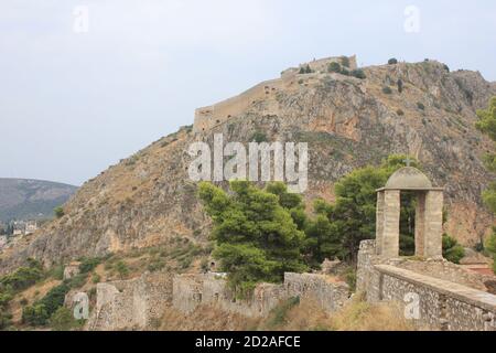 Palamidi la forteresse vénitienne dans la ville de Naflpio . Péloponnèse , Grèce Banque D'Images