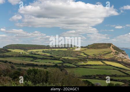 Photo de paysage de la montagne du Cap d'or sur la côte jurassique Dans Dorset Banque D'Images